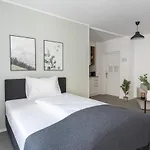 Limehome Friedrichstrasse Apartmanhotel 3*